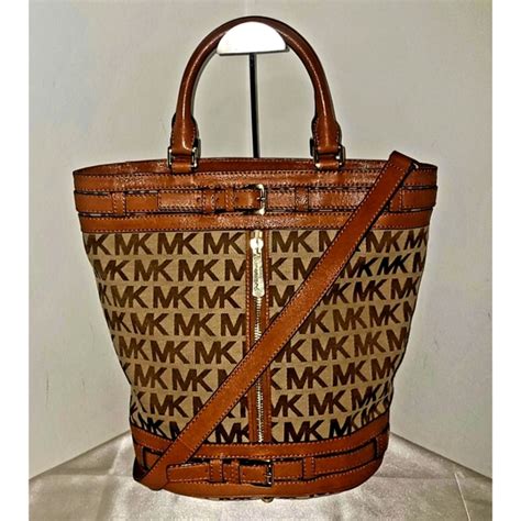 Michael Michael Kors Kingsbury Bucket Bag 